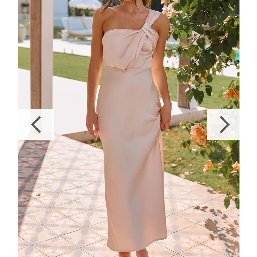 Brand new Billy J dress